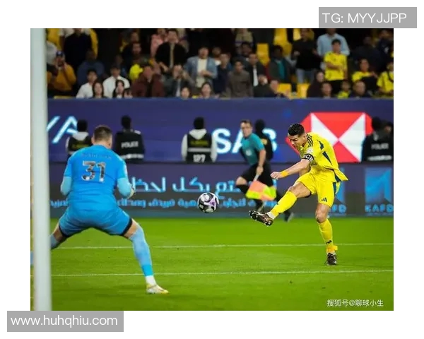 球场传奇之巅峰对决 足球巨星集锦与精彩瞬间回顾